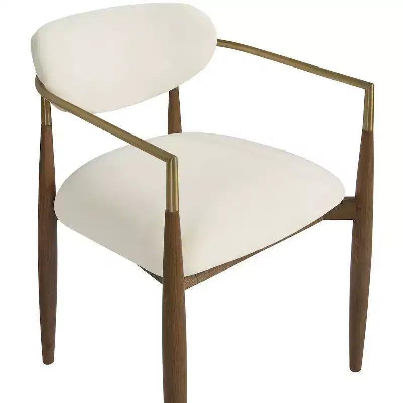 Chaise de salle à manger capitonnée en tissu performant crème Riccio de Meridian Furniture avec accoudoirs, lot de 2