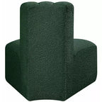 Chaise d'angle inversé en tissu bouclé Arc Meridian Furniture