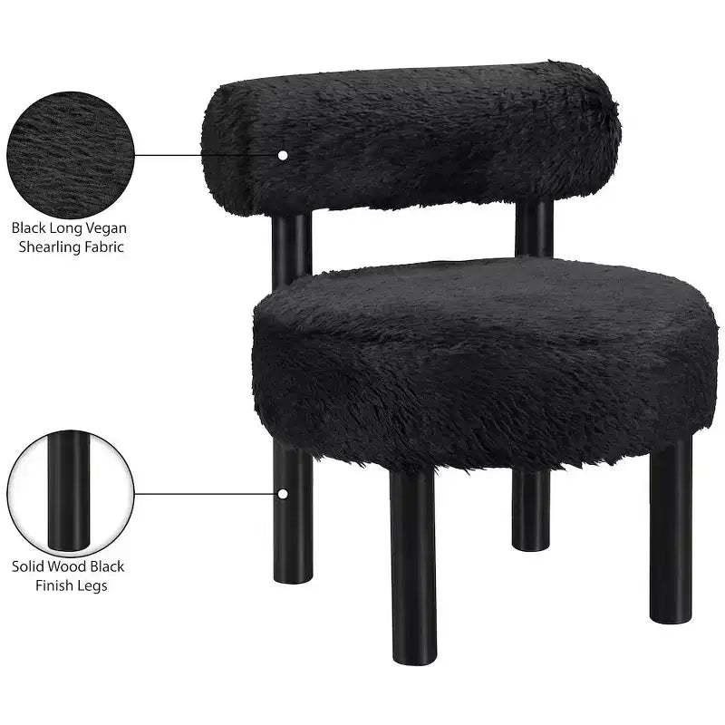 Chaise Ambre en Tissu Shearing Végan de Meridian Furniture