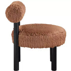 Chaise Ambre en Tissu Shearing Végan de Meridian Furniture