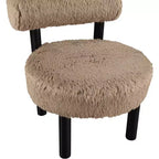 Chaise Ambre en Tissu Shearing Végan de Meridian Furniture