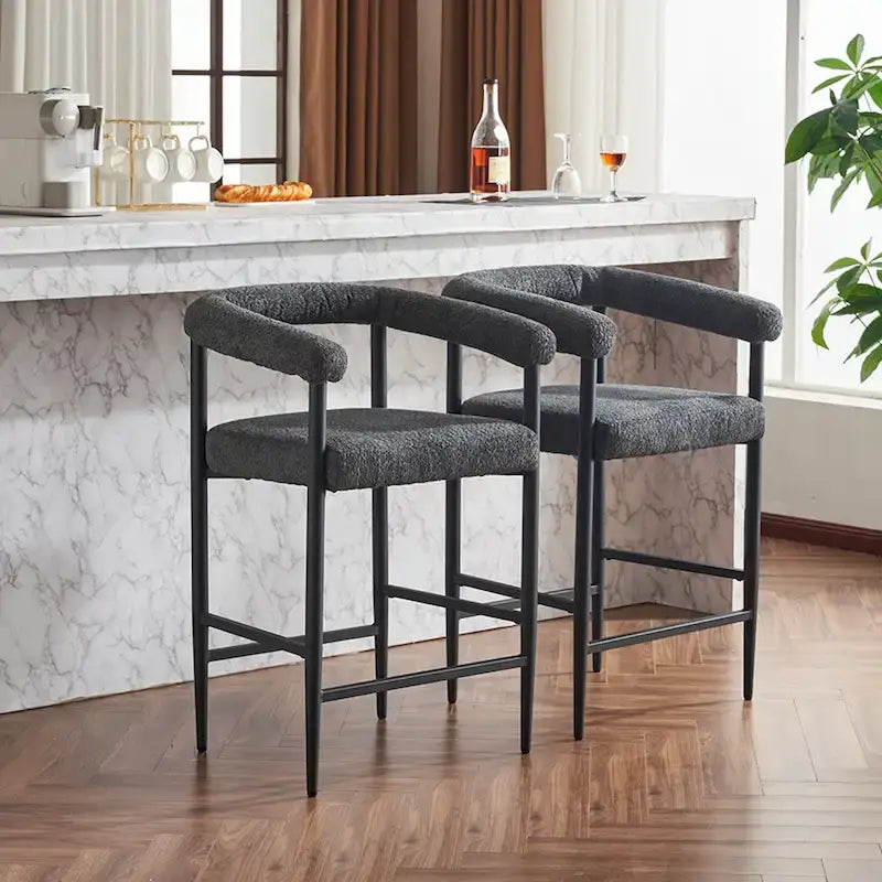 Tabourets de bar modernes en bouclette, hauteur comptoir, avec structure en métal et accoudoirs pour îlot de cuisine, salle à manger