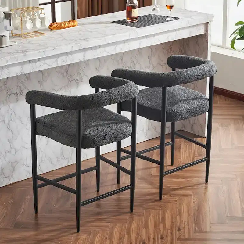 Tabourets de bar modernes en bouclette, hauteur comptoir, avec structure en métal et accoudoirs pour îlot de cuisine, salle à manger