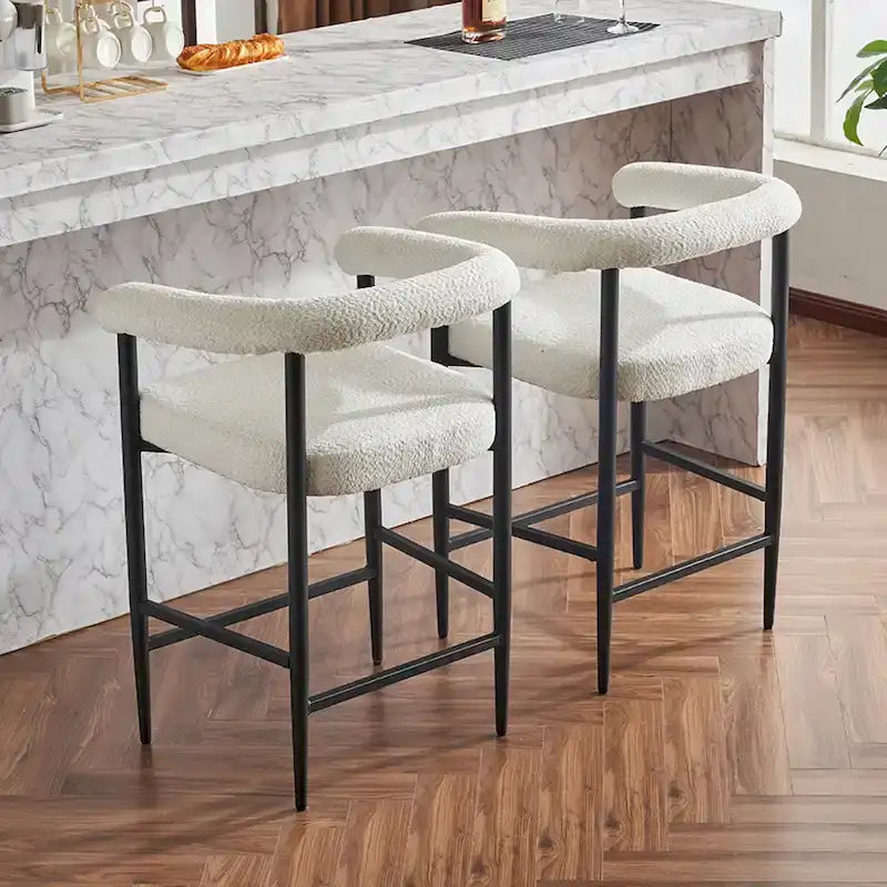 Tabourets de bar modernes en bouclette, hauteur comptoir, avec structure en métal et accoudoirs pour îlot de cuisine, salle à manger