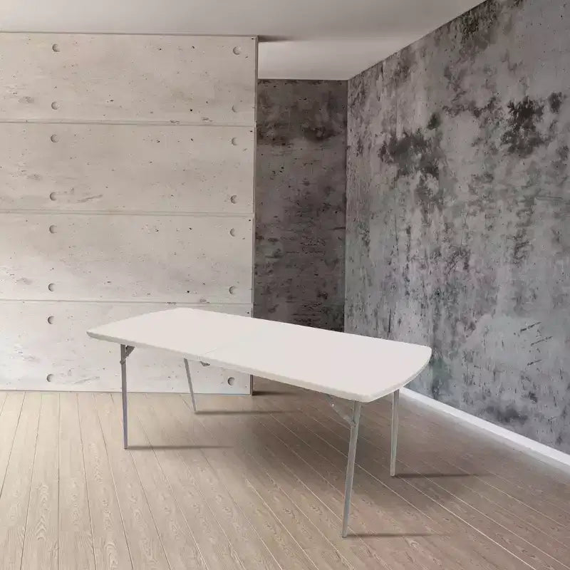 Table pliable robuste 30"x72" gris moucheté - Hampden Furnishings