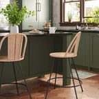 Tabouret de bar de comptoir en rotin à dossier arrondi olivine de 24 po avec pieds en métal et repose-pieds naturel - Threshold™