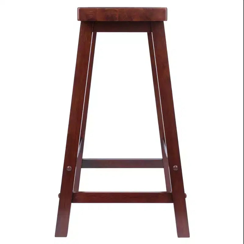 Tabouret de bar 24" en bois massif/noyer, modèle Saddle Seat - Winsome