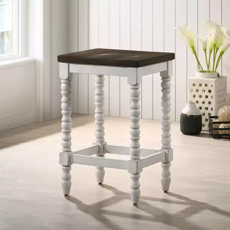 Tabourets de bar Nolte Farmhouse de 61 cm, disponibles 24h/24 et 7j/7 : Lot de 2, Noyer foncé/Blanc antique