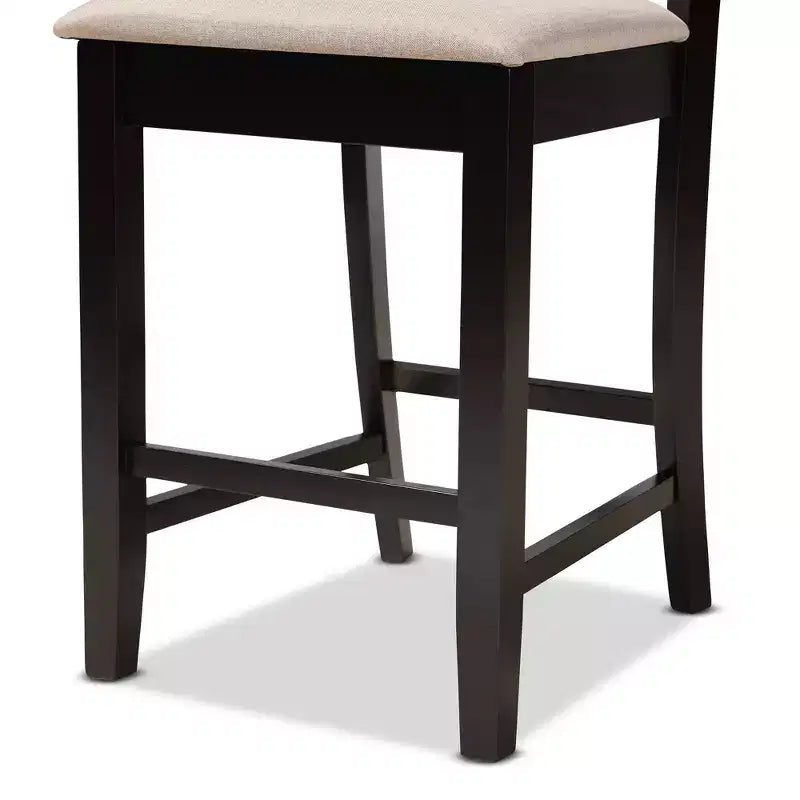 Lot de 2 tabourets de bar Nicolette en bois de hauteur comptoir Sable/Brun - Baxton Studio : design élégant avec dossier ajouré, revêtement en polyester