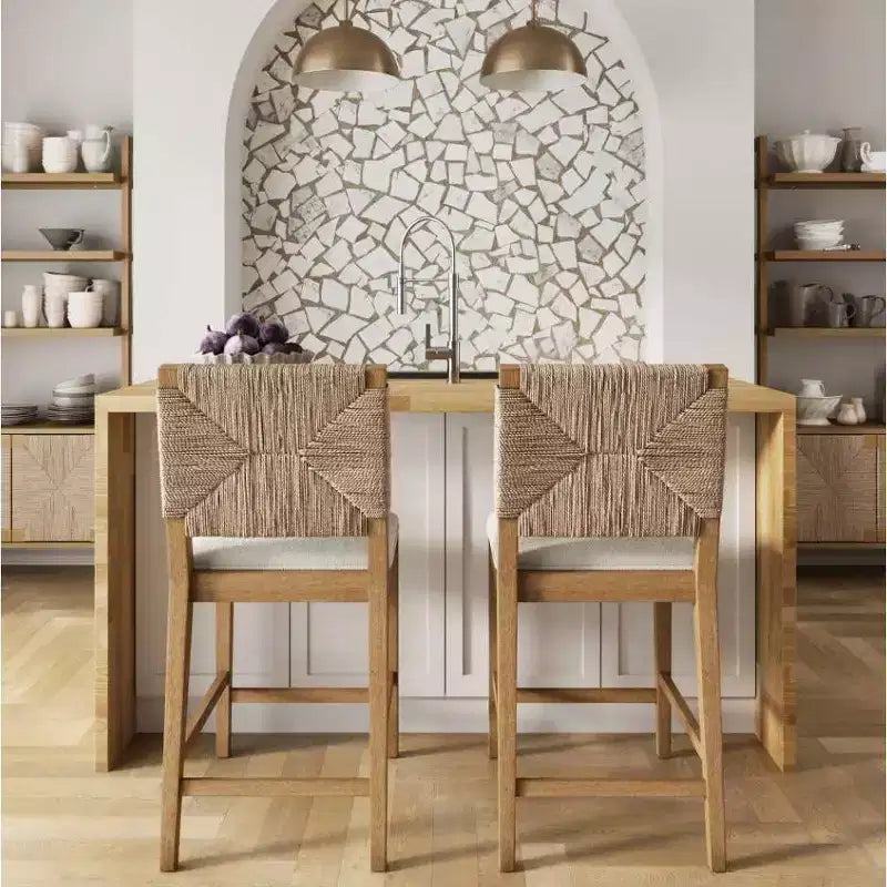 Lot de 2 tabourets de bar Nathan James Beacon en jonc de mer, hauteur comptoir, boucle crème