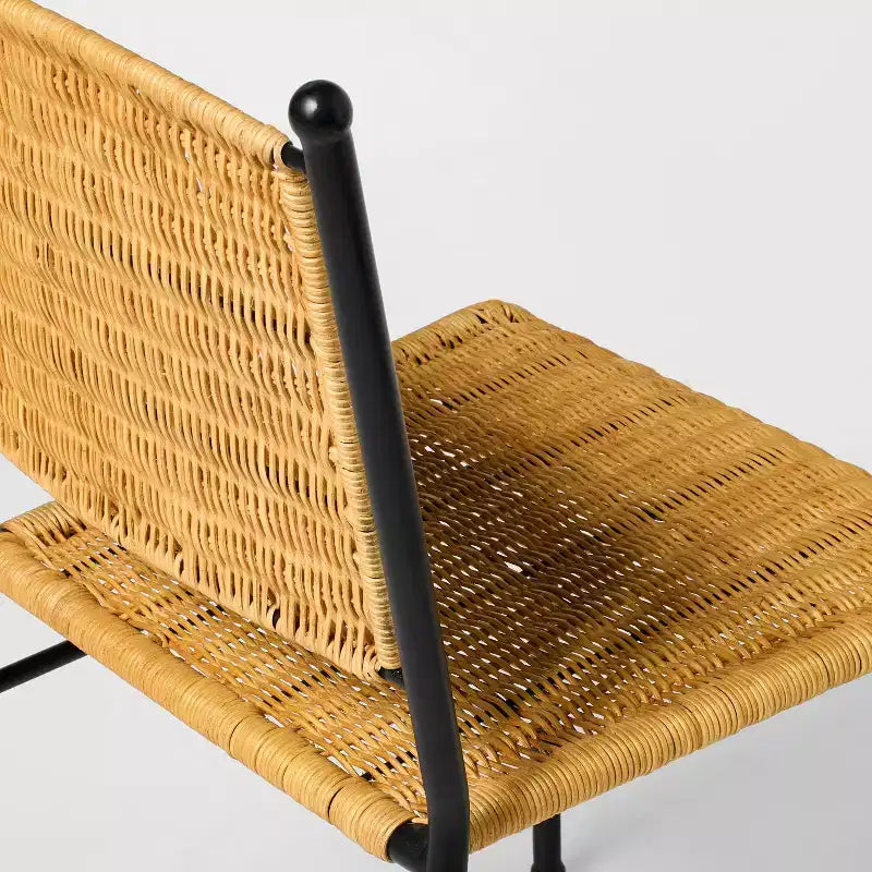 Lot de 2 chaises de salle à manger en métal et rotin – Threshold™ conçu avec Studio McGee