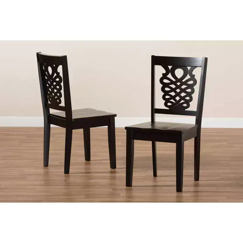 Lot de 2 chaises de salle à manger Gervais en bois marron – Baxton Studio : revêtement polyester, nettoyage ciblé, sans accoudoirs