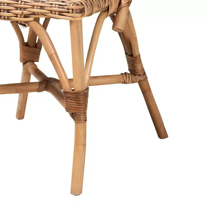 Chaise de salle à manger Neola en rotin naturel, marron - bali & pari : Fabriquée à la main, aucun assemblage requis