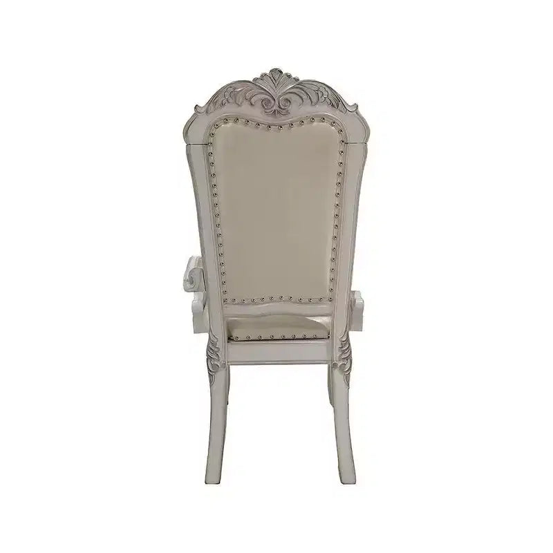 Chaise de salle à manger Dresde 25,75 po en cuir synthétique et finition blanc cassé - Acme Furniture : Accoudoir capitonné élégant, structure en bois, aucun assemblage requis