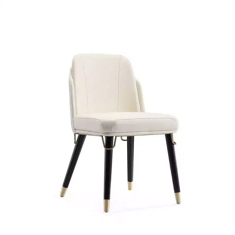 Manhattan Comfort Lot de 2 chaises de salle à manger Estelle en similicuir crème : Rembourrées, pieds en bois, aucun assemblage requis