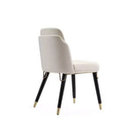 Manhattan Comfort Lot de 2 chaises de salle à manger Estelle en similicuir crème : Rembourrées, pieds en bois, aucun assemblage requis