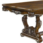 Table à manger Latisha 114" finition chêne antique - Acme Furniture : bordure argentée, détails floraux sur les pieds, base en résine