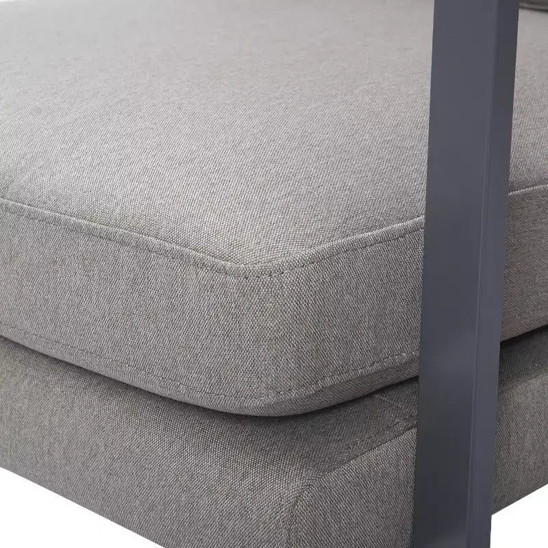 Fauteuil d'appoint Russell à structure en métal bronze gris - Finch : Polyester capitonné, Fauteuil club moderne avec capacité de 113 kg