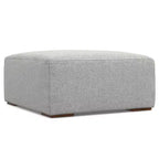 Canapé deux places avec pouf WyndenHall Biggs gris pâle