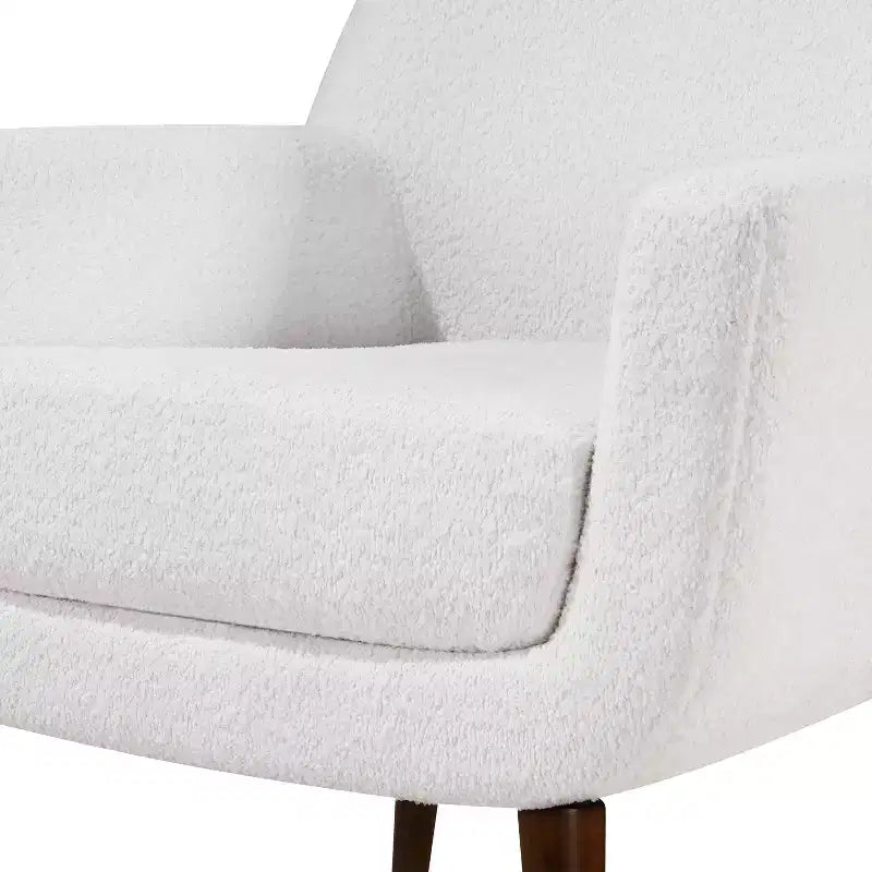 Fauteuil bouclé de style Mid-century Polaris Comfort Pointe blanc : Coussins déhoussables, cadre en bois, capacité de 136 kg, chambre et salon