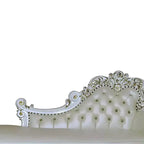 Chaise longue Vendome 81 po en similicuir et finition perle antique – Acme Furniture