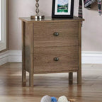 Table de chevet 2 tiroirs Cecilia 24/7 Shop At Home : Noyer vieilli, Style Campagne, Quincaillerie bronze, Cadre en bois, Rangement