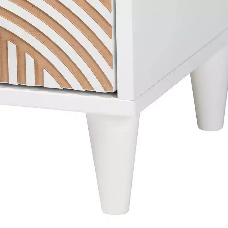 Lit King Baxton Studio 4 pièces Louetta sculpté contrastant blanc/marron naturel