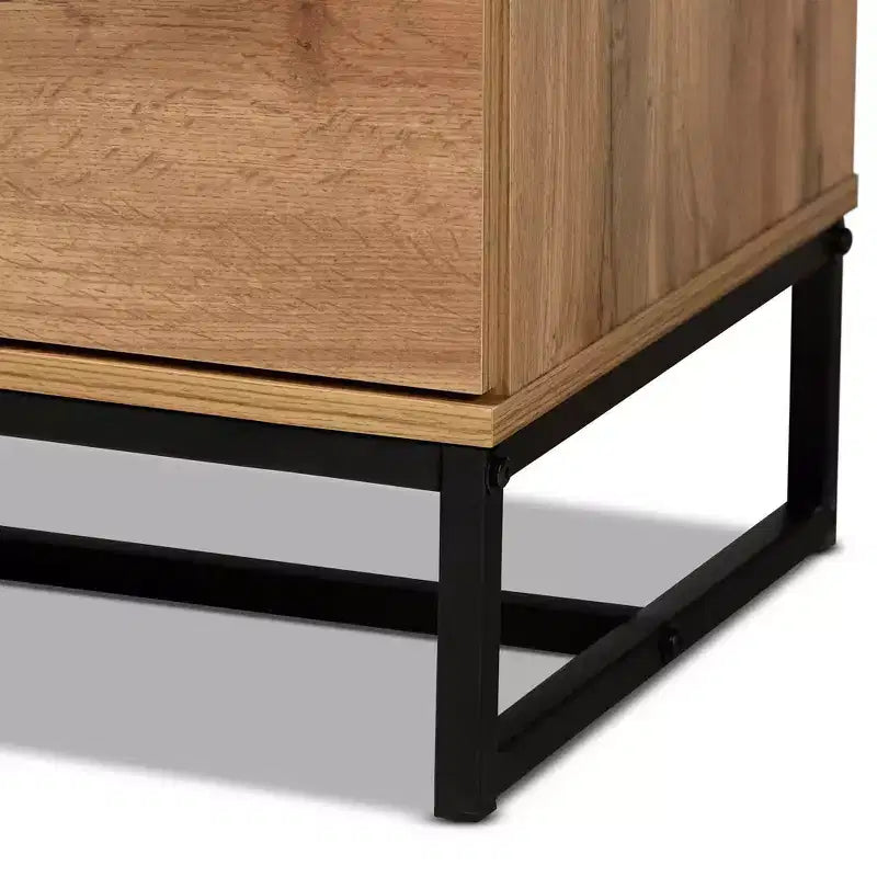 Commode de chambre Baxton Studio Franklin en bois et métal, 5 tiroirs, Chêne/Noir : Rangement vertical, Design moderne