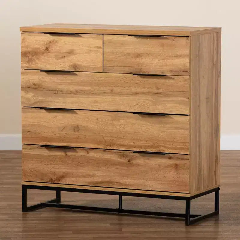 Commode de chambre Baxton Studio Franklin en bois et métal, 5 tiroirs, Chêne/Noir : Rangement vertical, Design moderne