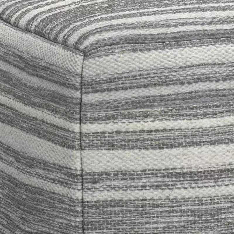 WyndenHall Eleanor Pouf carré tissé mélangé noir/blanc : fabriqué à la main, aucun assemblage, revêtement en laine, style contemporain