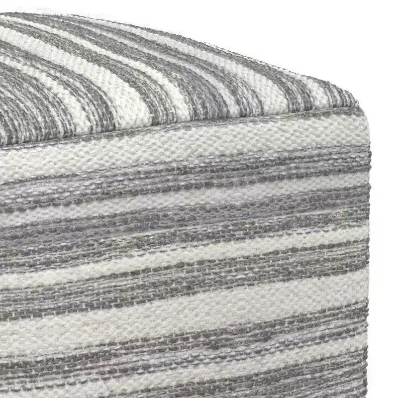 WyndenHall Eleanor Pouf carré tissé mélangé noir/blanc : fabriqué à la main, aucun assemblage, revêtement en laine, style contemporain