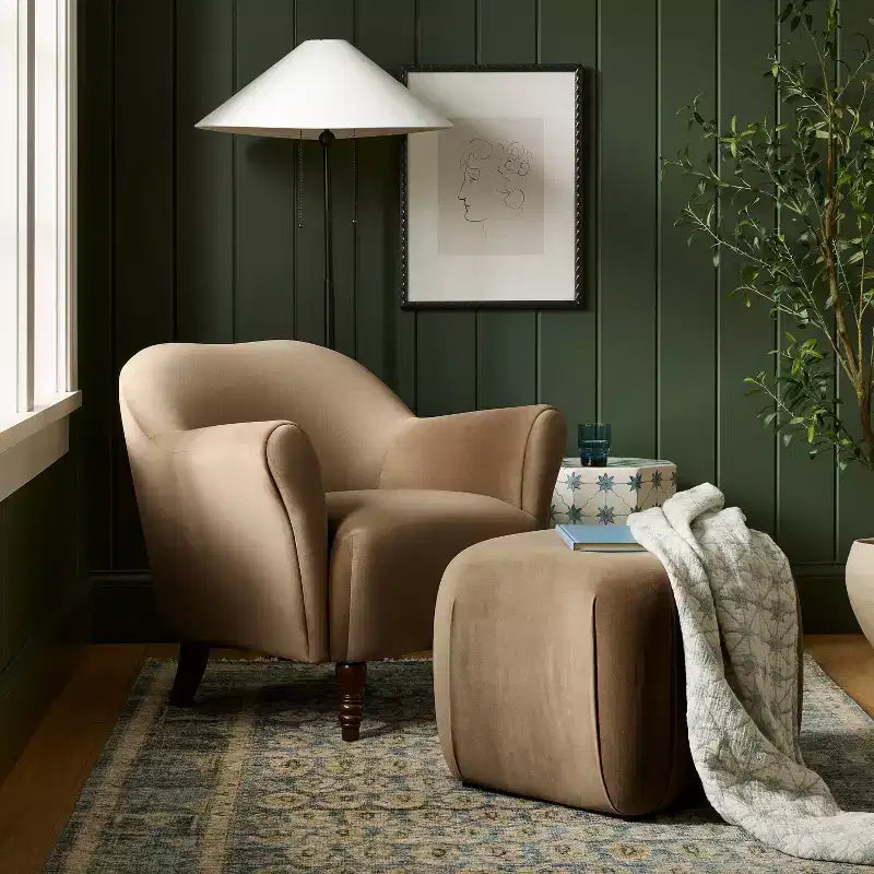 Pouf carré en velours marron clair - Threshold™ conçu avec Studio McGee