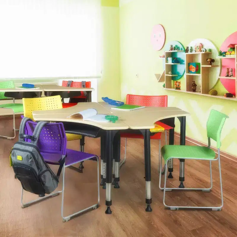 Regency Bureau d'activité scolaire réglable en hauteur 28" Boomerang avec rangement pour livres Érable : Cadre métallique robuste, nettoyage ponctuel, garantie de 10 ans