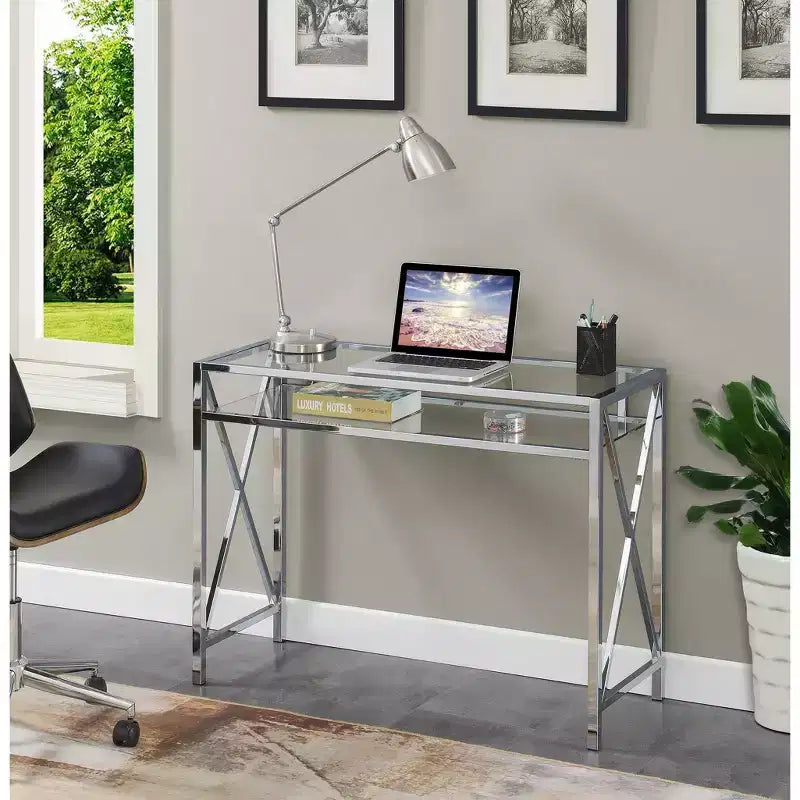 Bureau Oxford 42" chromé avec étagère Verre clair/Chrome - Breighton Home : Bureau à domicile, Surface en verre trempé, Cadre en métal