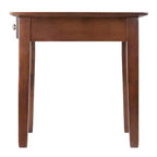Table d'appoint Rochester avec tiroir, style Shaker - Noyer antique - Winsome : Table d'appoint carrée, pieds fuselés, rangement