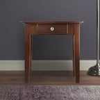Table d'appoint Rochester avec tiroir, style Shaker - Noyer antique - Winsome : Table d'appoint carrée, pieds fuselés, rangement