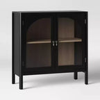 Meuble d'appoint 2 portes New Bedford noir - Threshold™ : Rangement élégant, ferrures finition étain, placage bois