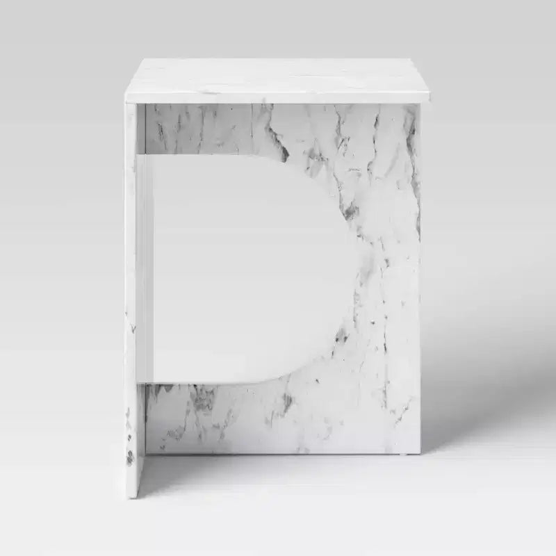 Table d'appoint effet marbre blanc - Threshold™
