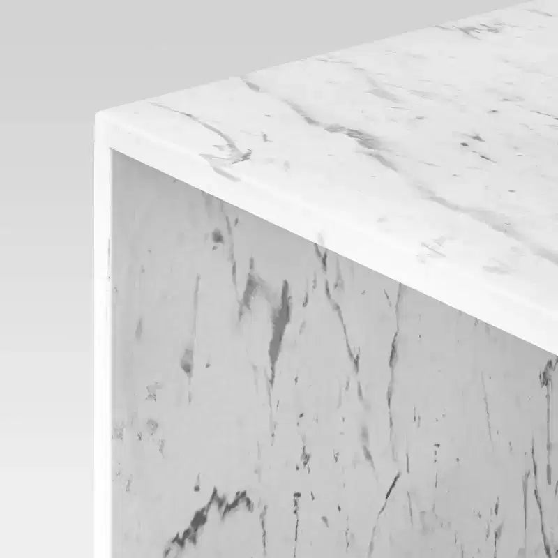 Table d'appoint effet marbre blanc - Threshold™