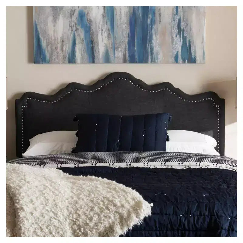 Tête de lit moderne en tissu Nadeen avec garniture cloutée - Baxton Studio : réglable, polyester, bois d'hévéa