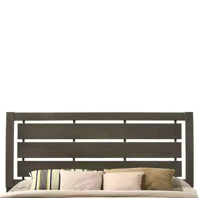 Lit Queen 84" Ilana Gris - Acme Furniture : Revêtement toile, Cadre en bois, Garantie 60 jours