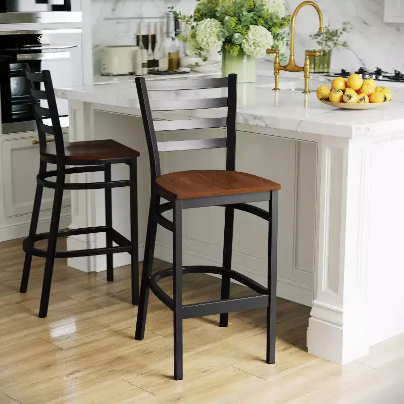 Tabouret de bar de restaurant en métal avec dossier en échelle Flash Furniture