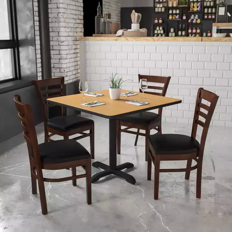 Chaise de restaurant en bois à dossier échelle Flash Furniture