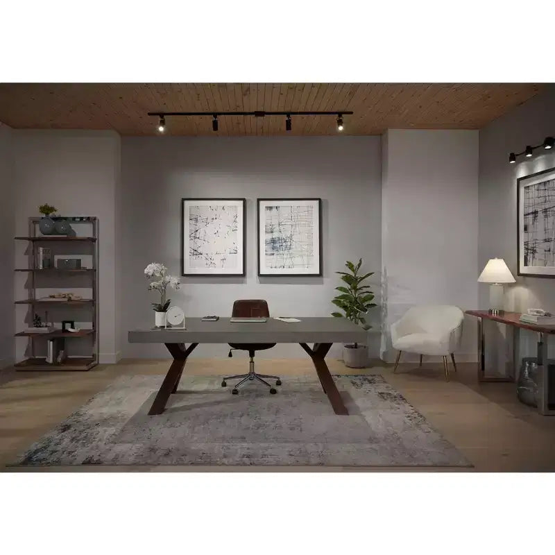 Fauteuil de bureau pivotant en similicuir Megan Brown 55 Downing Street