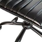 Chaise de bureau pivotante sans accoudoirs Emma et Oliver à dossier bas et dossier côtelé