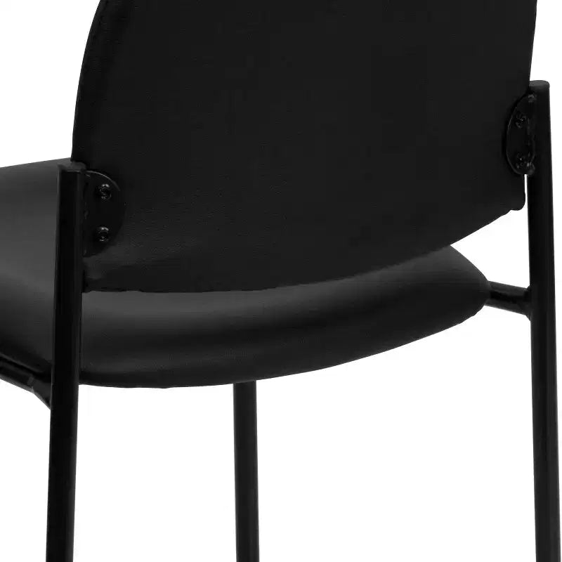 Chaise de réception latérale empilable en acier Emma et Oliver Comfort