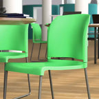Chaise d'appoint Emma et Oliver Home and Office, dossier plein, base luge profilée et empilable