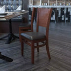Chaise de restaurant en bois à dossier plein Emma et Oliver
