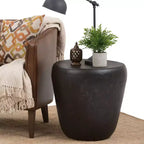 Table d'appoint en métal Beaton - WyndenHall