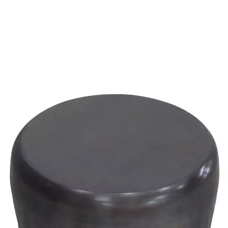 Table d'appoint en métal Beaton - WyndenHall
